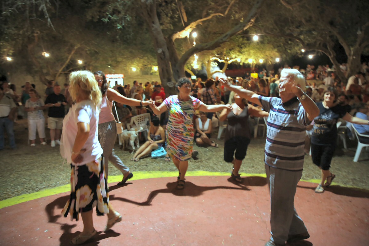 Dorf-Fest in Arillas